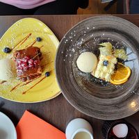 Carrot cake and hot Apple cake at B&S Restaurant in Bloenduos