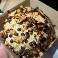  at Cinnaholic in Des Moines