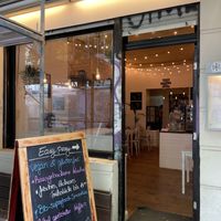 Entrance near construction site  at Easy Peasy in Berlin