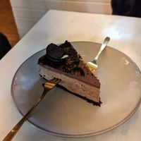 Oreo cheesecake at Easy Peasy in Berlin