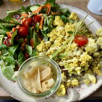 the easy peasy with carmelized onions...  at Easy Peasy in Berlin