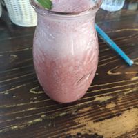 Strawberry split at Brunch Box in Thermi