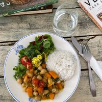 Grão com abóbora e espinafres e água aromatizada at Amora Silvestre in Castelo Branco