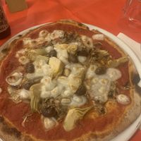 Pizza vegana - capriciosa  at Pizzeria Trattoria Da Da' in Pietrasanta