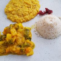 Curry/ Daal main dish at Maha Prana in Dolus-doleron