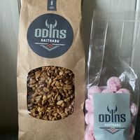 Aus dem Hofladen: Knusper Müsli ohne Honig , Himbeerbrause Bonbons ohne Läuse 😎  at Odins Haddeby in Busdorf