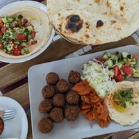  at Hummus Bar - Oktober in Budapest