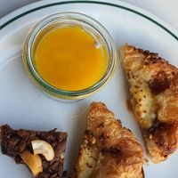 Vegan desserts from the breakfast at Amerikalinjen in Oslo