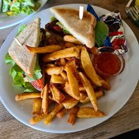 Veganes Club-Sandwich at Slainte Irish Pub in Ravensburg