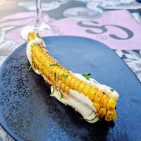 Choclitos de cortesía at Casa Sanz at Hotel Bidasoa in Santiago