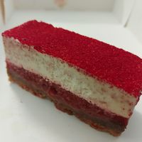 Chocolat blanc framboise at L'Empire des Sans in Montpellier