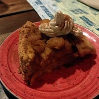 Apple tart at Distrito Vegano Invernadero in Madrid