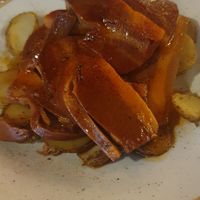 Lacón a la gallega at Distrito Vegano Invernadero in Madrid