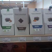 makri schokolade (nur mit datteln gesüßt) at Naturata - City in Cologne