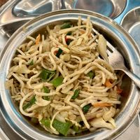 Noodles con verdure  at Saravanaa Bhavan in Rome