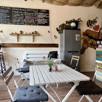 Vibe  at Bagel Society in Aberdeen