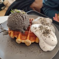 Croffle with black sesame ice cream and black sesame and other cream at Nuldam Space - 널담은공간 경복궁점 in Seoul