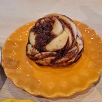 Cinnamon bun at O Ninho Café in Lagos