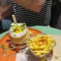Look at that egg on top of the burger, isn't it a masterpiece at Puravita Vegan  in Estepona