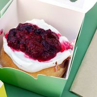 Berries cinnamon roll at Puravita Vegan  in Estepona