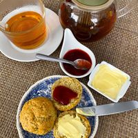 Thé et scones   at Avec&Sans in Perigueux