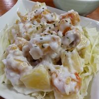 mock shrimp and pineapple with cabbage at Amagi Queen - 天城女王 in Hualien