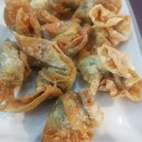 deep-fried wontons at Cao Yuan Zhai - 草緣齋 - Maybe closed in Hualien