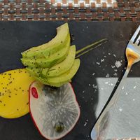 Complimentary starter of avocado and mango sauce at La Bottega in Nerja