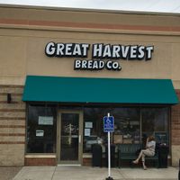 Exterior May 2023 at Great Harvest Bread Co in Burnsville