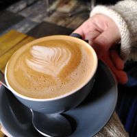 Decaf oat milk latte (Apr 2022) at Coffee Culture in York