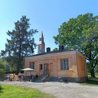 A cute little building at Kahvila Rakastan in Helsinki