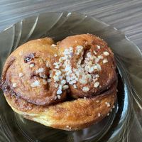 Cinnamon bun  at Kahvila Rakastan in Helsinki