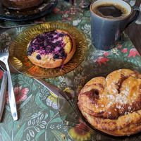  at Kahvila Rakastan in Helsinki