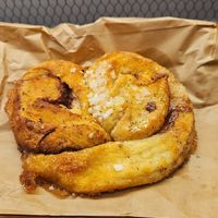 Cinnamon Bun at Kahvila Rakastan in Helsinki