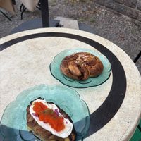 Karelian Pie and Cinnamon Bun  at Kahvila Rakastan in Helsinki