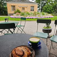  at Kahvila Rakastan in Helsinki