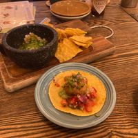 Guacamole and taco at TACO FANATICO in Nagoya