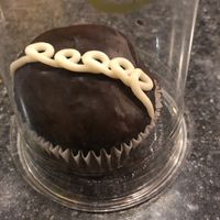 Cupcake at Green Vegetarian Cuisine at Alon in San Antonio