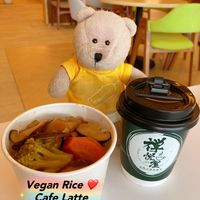 Vegan rice and Cafe Latte   at Zen Cafe 禅悦屋 in Central Singapore