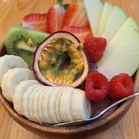 Acai bowl- without granola which isn't vegan at Mercador Café in Porto