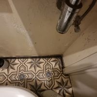 shabby and dirty toilet  at LUDO in Ghent