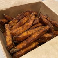 Side of sweet potato fries  at Entrega430 X Veggiezz in Linz