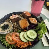 Rainbow Bowl  at Entrega430 X Veggiezz in Linz