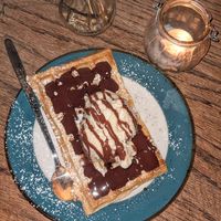 Waffles with choco sauce and vanilla ice cream at Karoot in Ghent