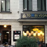 Außenbereich und Eingang / outside and entrance  at To80 vegan in Cologne