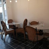 Inside at Plant Dragon in Leuven