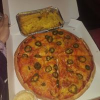 Vegan pizza with garlic base + jalapenos & cheesy chips 💖 at Milan Takeaway in South Shields