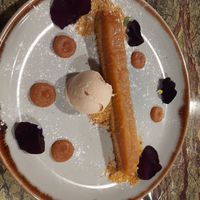 Apple crumble & ice cream - just perfect! at Jardineiro - Vegan Kitchen in Porto