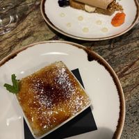 Creme brulée y cannoli  at Jardineiro - Vegan Kitchen in Porto