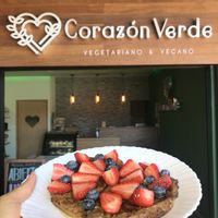 Pan Francés 🫐🍓🍇 Vegano   at Corazon Verde in Queretaro